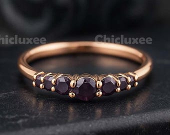 Vintage Natural Black Onyx Engagement Ring, 14k Gold Unique Design 7 Stone Gift For Wife, Women Unique Black Gemstone Ring, Promise Ring