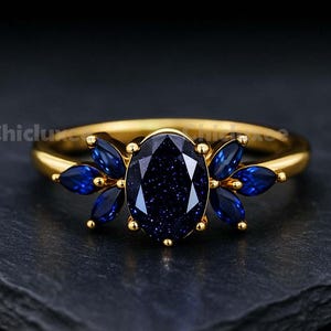 Vintage Sandstone Sapphire Cluster Engagement Ring 14K Yellow Gold Bridal Ring Women's Fine Jewelry Personalized Anniversary Ring For Wife