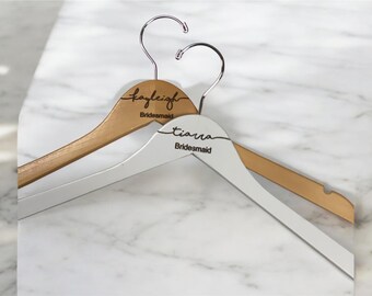Personalized Wedding Hanger, Custom Name Bridal Party Gift, Bridesmaid Hanger, Engraved Wooden Hanger, Bride Hanger for Dress