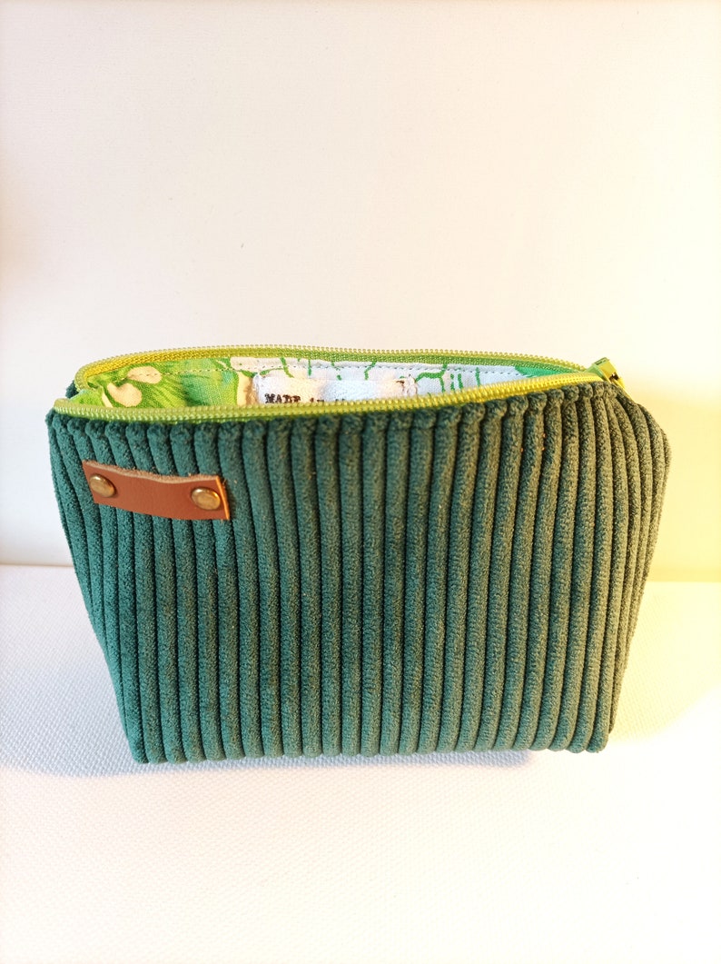 Pochettes et sac Tote Bag en velours côtelé vert doublés de tissu vert vintage Pochette S