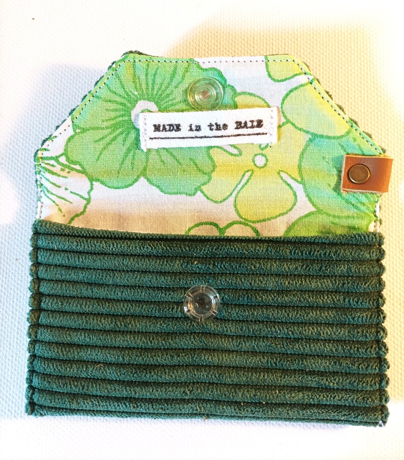 Pochettes et sac Tote Bag en velours côtelé vert doublés de tissu vert vintage image 6