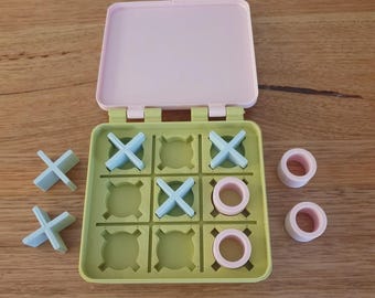 3Dプリントの三目並べゲーム - 子供と大人のための手作りボードゲーム • 旅行に便利なギフト