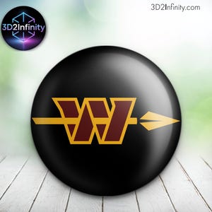 Emblemnål inspirerad av Washington Football Team Commanders - Faux Gold & Vinröd accent för sportfans