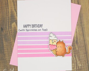 Tarjeta de cumpleaños hecha a mano / Linda ardilla con helado / Feliz cumpleaños con chispas encima / Tarjeta de felicitación de cumpleaños con un dulce juego de palabras