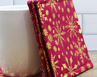 Posavasos de tela con copos de nieve en color burdeos y dorado / Juego de 4 / Elegantes posavasos navideños para decoración navideña