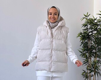 Beige Puffer Vest with Hood for Women - Lightweight Winter Gilet, Casual and Warm Sleeveless Outerwear for Everyday Wear,(KH-1471)