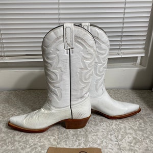 Vintage Men’s White Cowboy Boots