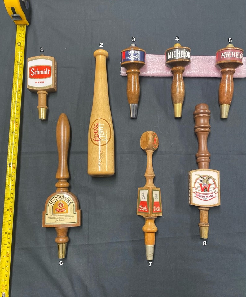 Vintage Wooden Beer Taps bild 1