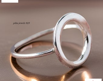 Sterling Silver Ring, Open Circle Ring, O ring, Thin Silver Ring, Karma Ring Geometric Ring Modern Statement Ring Halloween Gift, Minimalist