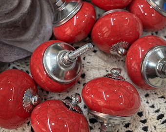 Rote Keramik Knäufe - Handgefertigte Knäufe für Küchenschränke, Schubladen, Kleiderschrank und als einzigartige Vintage-Stil-Griffe für Wohnräume