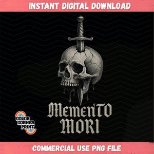 Puede incluir: Una ilustración digital en blanco y negro de una calavera con una daga atravesando la parte superior de su cabeza. La calavera está goteando sangre. El texto "Memento Mori" está escrito debajo de la calavera en una fuente gótica.