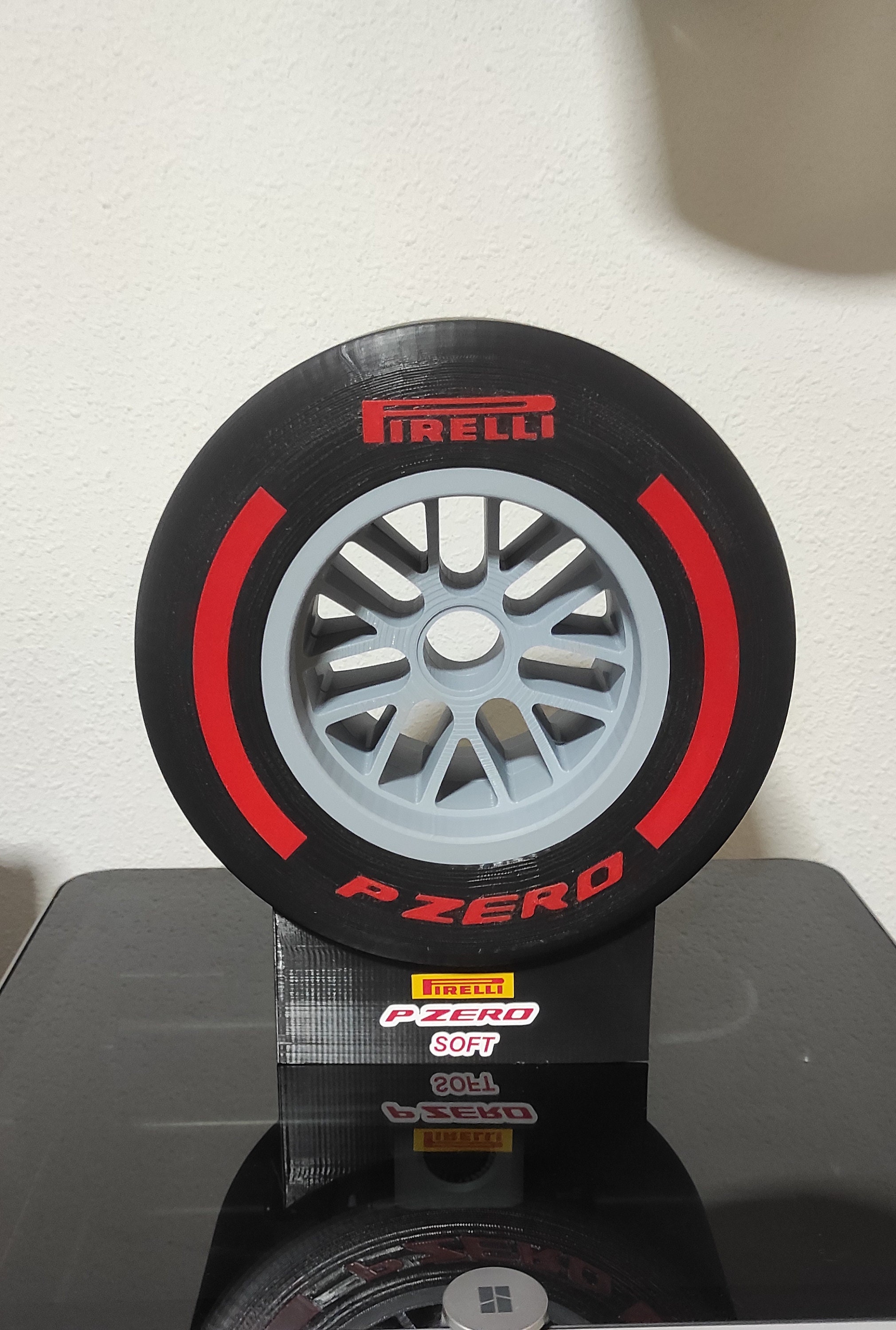 Pirelli tire formula 1 - Etsy 日本