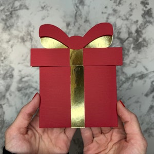 Titular de la tarjeta de regalo de regalo de Navidad SVG / Regalos SVG / Archivo de corte de tarjeta de regalo / Tarjeta de regalo de cumpleaños / Titular de la tarjeta de regalo de plantilla de cumpleaños / Cricut /