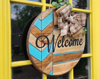 Hand Painted Engraved Welcome Sign Door Hanger