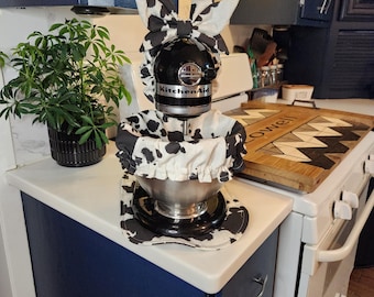 Batidora de pie Black Cow con tapa para tazón, almohadilla para electrodomésticos y arco opcional