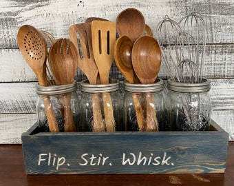 Soporte para utensilios de cocina de madera tallada de 4 tarros