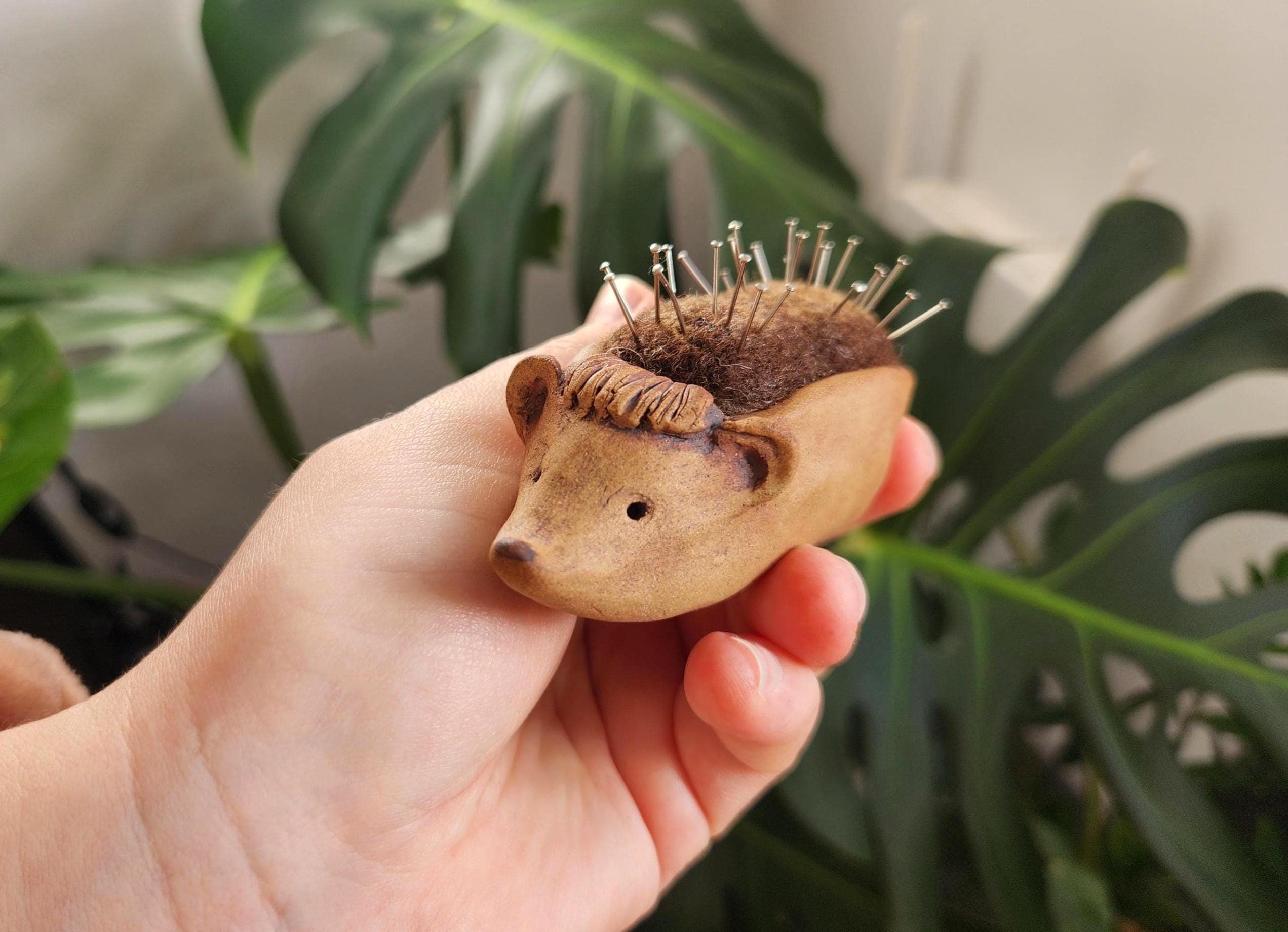 Handmade Ceramic Hedgehog Pin Cushion with Felted Back, present for sewer, quilting, felting