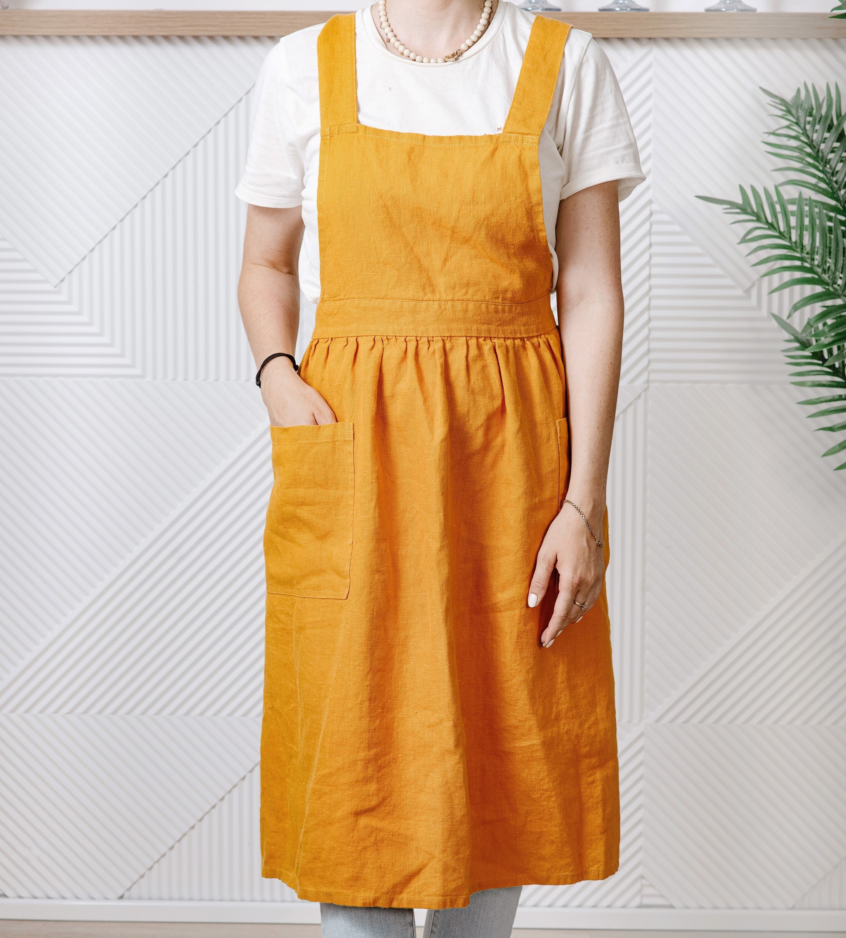 Linen pinafore apron dress. Linen apron for women retro, linen pinafore dress apron for women with pocket, plus size apron, kitchen apron