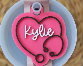 Assistenza sanitaria, topper Stanley, topper per tazza Stanley medica, bicchiere Stanley con stetoscopio, targhetta personalizzata con nome Stanley, regalo per medico e infermiere, medico
