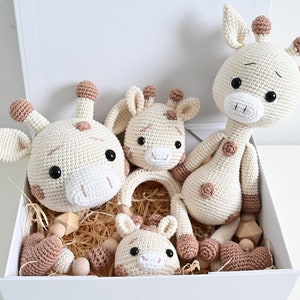 Rassel, Greifling, Geschenk zur Geburt, Babygeschenk Geburt, Babygeschenk personalisiert, Schnullerkette mit Namen, Giraffe, Giraffenset