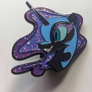 Alptraum Mond | MLP Pin Club Pin