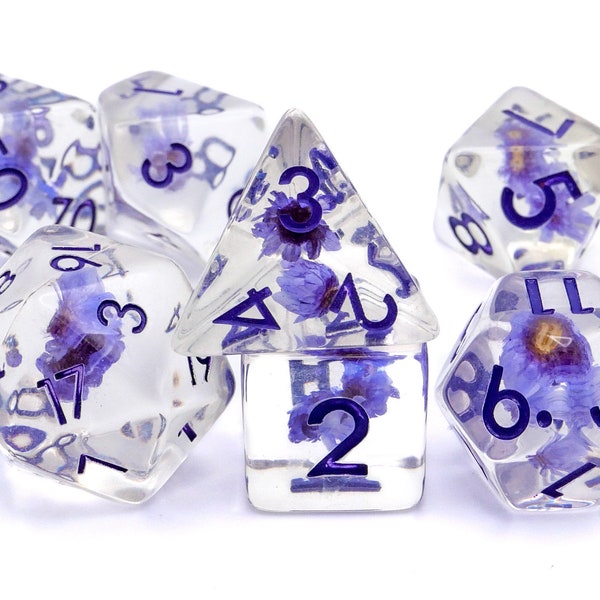 Purple Flower Dice Set - 7-Piece DnD Dice with Encased Flowers for Tabletop RPG - Unique Gamer Gift