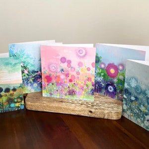 空白のグリーティング カード 5 枚セット。あらゆる機会に使える空白の花のアート カード。