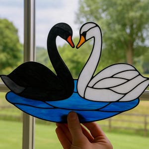 Black and White Swan Stained Glass Pattern PDF – Elegant Love Bird Window Panel Design, Heart-Shaped Swan Pair Template, Digital Download