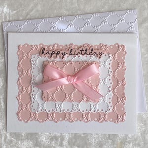 Geprägte Geburtstagskarte, Pink und Weiß alles Gute zum Geburtstag, Schleifen und mehr Bögen, feminin, handgemacht, geschichtet, feiern, 5.5x4.25