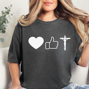 Love Like Jesus Shirt, Jesus T Shirt, Christian Apparel, Faith Shirts, Bible Verse Shirt, Christian Gift Idea, Religious Mom Shirt
