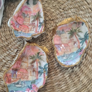 Gilded Oystershell Trinket Dish: Coastal Jewelry Holder
