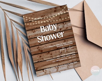 Pode incluir: Um convite para um chá de bebê em madeira rústica com luzes de corda. O texto diz "Baby Shower" em letras brancas e "Por favor, junte-se a nós para um chá de bebê em homenagem a Gabby Wilson" em escrita branca. O convite inclui a data, a hora e o local do evento. O texto "Por favor, confirme sua presença com Alexis no 123.456.7890" está na parte inferior do convite.