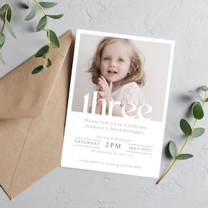 3. Geburtstagseinladung Mädchen, 3. Geburtstagseinladungsvorlage, bearbeitbare Fotoeinladung zum 3. Geburtstag, Mädchen-Geburtstagsfeier