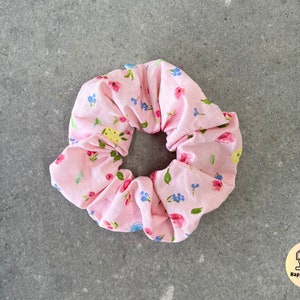 Handmade Hair Scrunchie - Floral Pattern Hair Scrunchie - Floral Hair Scrunchie - Cute Hair Scrunchies - Spring Accessories - Hair Scrungie
