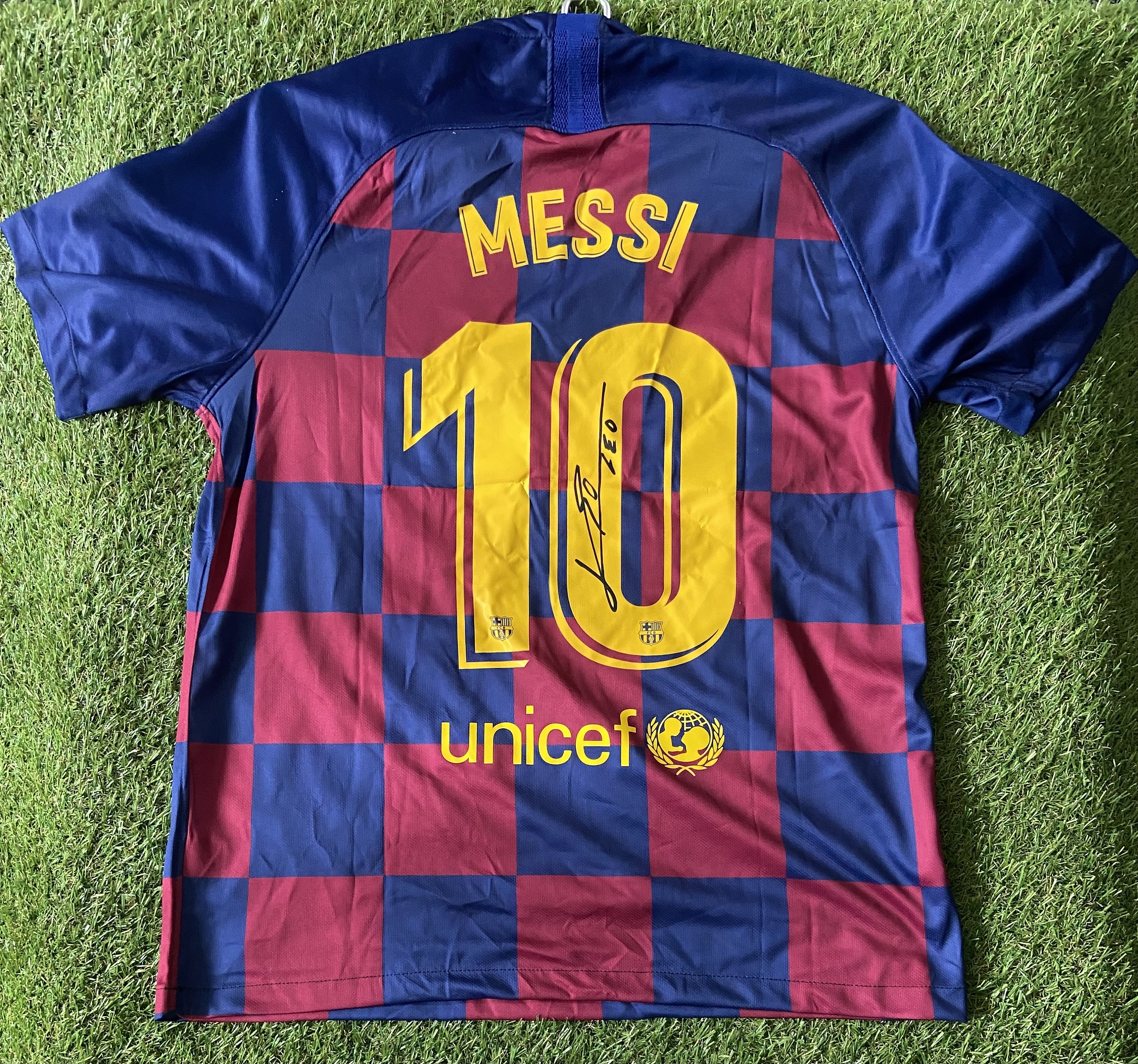 Lionel Messi Signed Framed Nike FC Barcelona Soccer Jersey BAS LOA