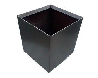 Wasserkasten aus Aluminium – RAL 2100S Sandgestrahlt schwarz – Auslässe Ø70, Ø100, 60x80, 70x110