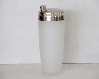 Frosted Cocktail Shaker | Barware