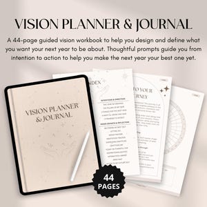 Może przedstawiać: Vision Planner & Journal. Beżowy notatnik z czarną obw&oacute;dką i tytułem elegancką czcionką. Biały rysik spoczywa na okładce. Obraz zawiera otwarte strony z podpowiedziami i liczbą 44 stron.
