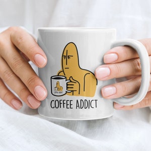 Coffee Addict - Infinite Zoom | Yellow Coffee Drinker Mug For Friend Birthday Present | Coffee Addict Gifts For Husband | Funny Coffee Mug For Coffeeholic Friend Boss | Caffeine Lover Mug For Wife