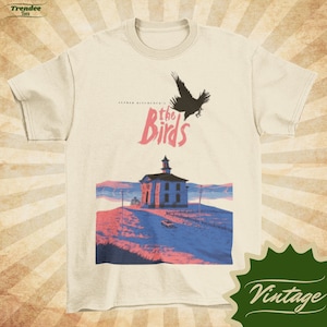 Gli Uccelli di Alfred Hitchcock - T-shirt girocollo in stile vintage naturale - Unisex / Maglietta con poster di film classici / Maglietta con film retrò /