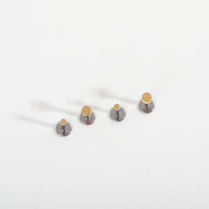Titanium 1.5mm 2.5mm Tiny Dot Push inLabret 16g, 18g, 20g Tragus Cartilage Helix Lip Nose Piercings