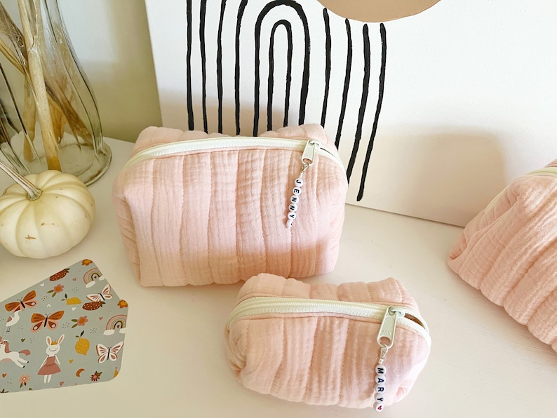 Quilted Pink Cosmetic Bag in Muslin Fabric image 5