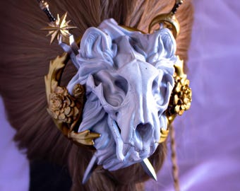 Lion Heraldry Hair Bun Holder and Sword Pins - Dark Academia, Nordic Viking, Gothic, Witchy Fantasy Accessory, Ren Faire Goth Oddities