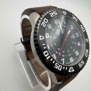 Wenger Swiss Military Watch – 44mm Black Dial, Rotating Bezel, Date, New Battery