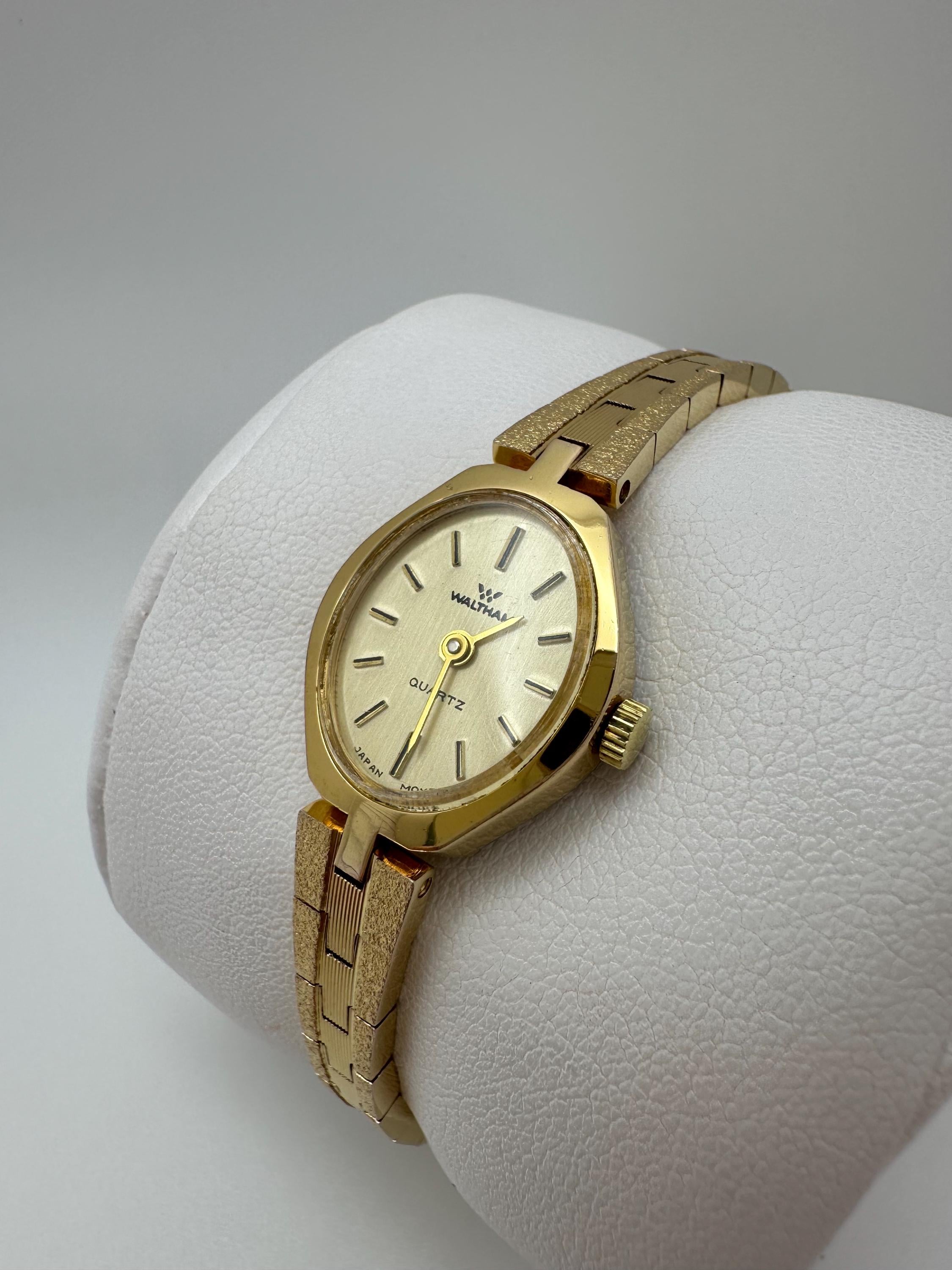 Waltham Lady Martin ゴールドクォーツ時計 Waltham Lady Martin ゴールドクォーツ時計 - メルカリ