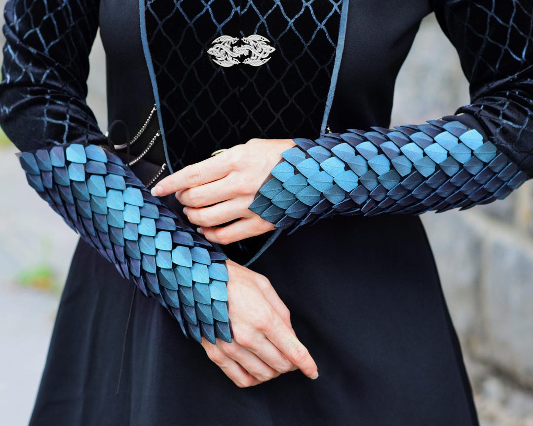 Cosplay Bracers Dragon Scales - Etsy