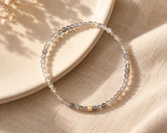 Petite Labradorite Bracelet, 3mm Natural Labradorite, 14K Gold Filled Accent, Minimalist Gemstone Bracelet, Meaningful Gift for Her