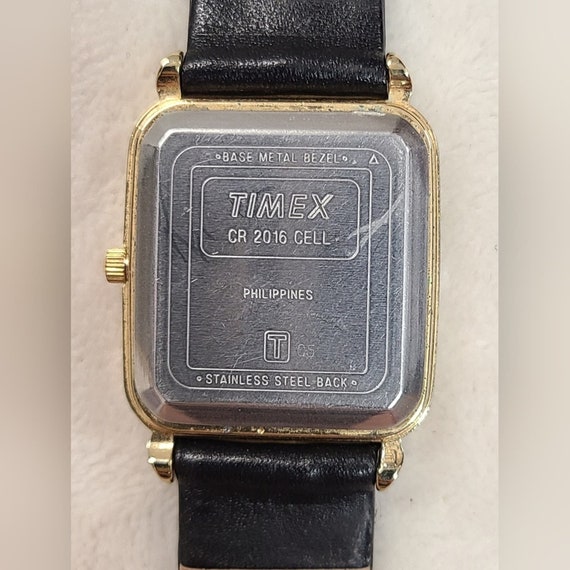 Vintage 70s Timex Men's Gold Tone Tank Watch On B… - image 4