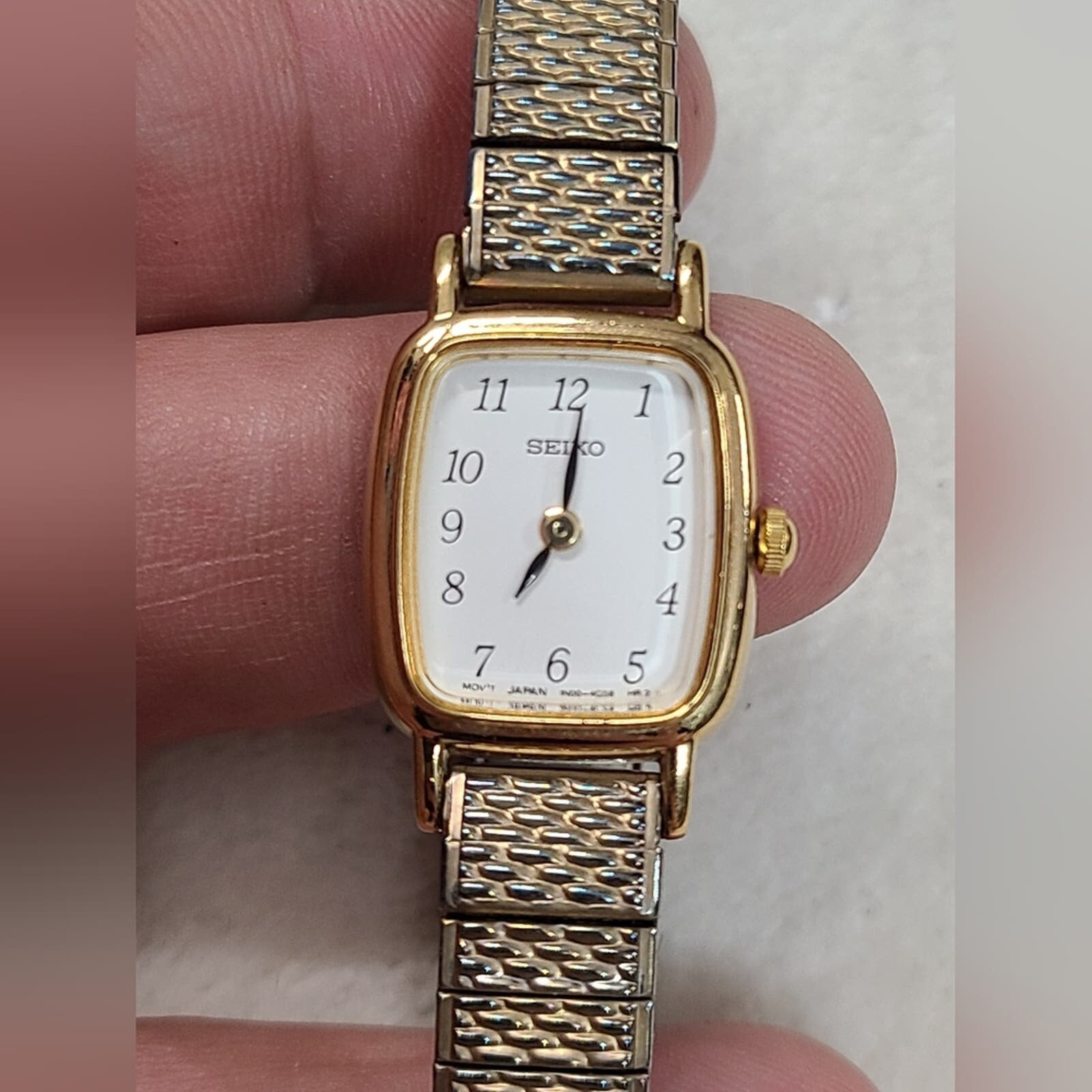 Rare SEIKO 30 Diamond Women's Watch Gold Tone 1N00-0KK0