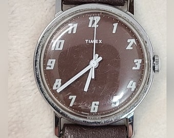 Montre mécanique Timex vintage des années 70 pour femmes avec cadran chocolat pour femmes
